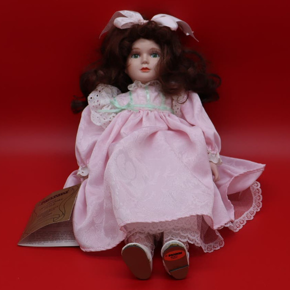 Seymour Mann Connoisseur Collection “Julie” Porcelain Doll - Picture 1 of 7